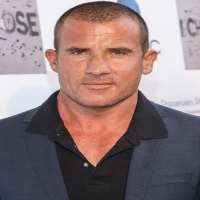 AnnaLynne McCord boyfriend Dominic Purcell