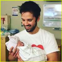London Elise Kress daughter Rosie