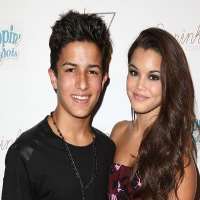 Paris Berelc boyfriend Aramis Knight