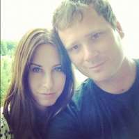 Tom DeLonge girlfriend Jennifer Jenkins