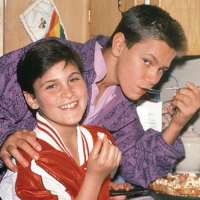 River Phoenix brother Joaquin Phoenix River Phoenix brother Joaquin Phoenix