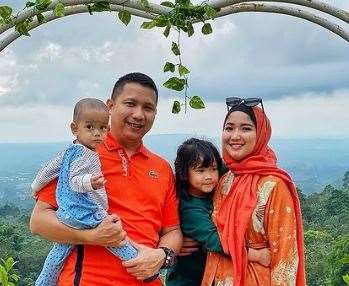 Winda Khair Family