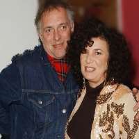 Rik Mayall wife Barbara Robbin Rik Mayall wife Barbara Robbin