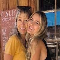 Tommi Rose Mother Tari Rose