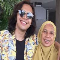 Hez Hazmi Mother Mother Hez Hazmi Mother Mother