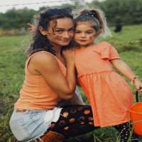 Gabbie Clayburn daughter Lavender Gabbie Clayburn daughter Lavender