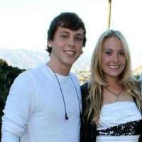 Keaton Stromberg sister Brooke