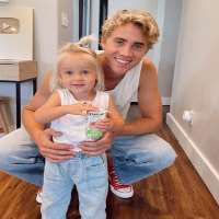Derik Beeston son Jack Beeston