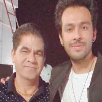 Tony Kakkar Father Rishikesh Kakkar