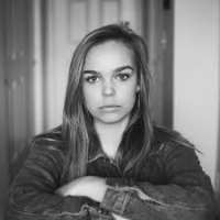 Max Beaumont girlfriend Sophie Harbist