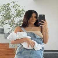 Sabina Hidalgo son Enzo
