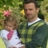 Andrew Lincoln Birthday, Real Name, Age, Weight, Height, Family, Facts ...