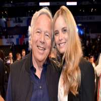 Robert Kraft girlfriend Ricki Noel Lander