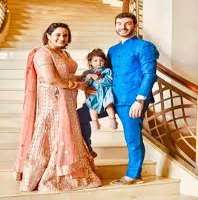 Shweta Pandit daughter Izana