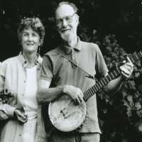 Pete Seeger Birthday, Real Name, Age, Weight, Height, Family, Death