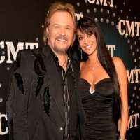 Travis Tritt Birthday, Real Name, Age, Weight, Height, Family, Facts ...