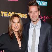 Mariska Hargitay husband Peter Hermann