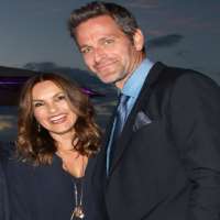 Mariska Hargitay boyfriend Peter Hermann