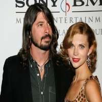 Dave Grohl wife Jordyn Blum Dave Grohl wife Jordyn Blum