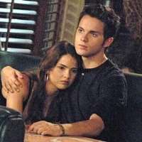 Shelley Hennig boyfriend Thomas Dekker