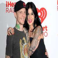 Deadmau5 Birthday, Real Name, Age, Weight, Height, Family, Facts ...