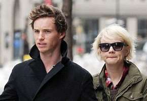 Eddie Redmayne girlfriend Carey Mulligan