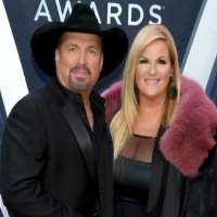 Garth Brooks wife Trisha Yearwood