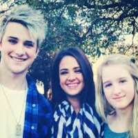 Dalton Rapattoni sister Sophie Rapattoni Dalton Rapattoni sister Sophie Rapattoni