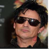 Cher boyfriend Tommy Lee Cher boyfriend Tommy Lee