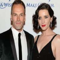 Michele Hicks Birthday, Real Name, Age, Weight, Height, Family, Facts ...