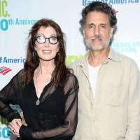 Chris Sarandon wife Joanna Gleason