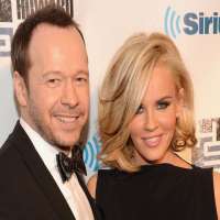 Jenny McCarthy husband Donnie Wahlberg Jenny McCarthy husband Donnie Wahlberg