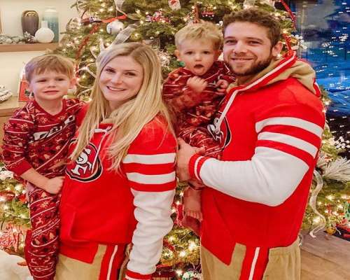 Max Thieriot Family