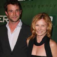 Noah Wyle wife Tracy Warbin Noah Wyle wife Tracy Warbin