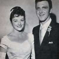 Robert Lansing wife Emily McLaughlin
