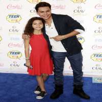 Jake T. Austin Birthday, Real Name, Age, Weight, Height, Family, Facts ...