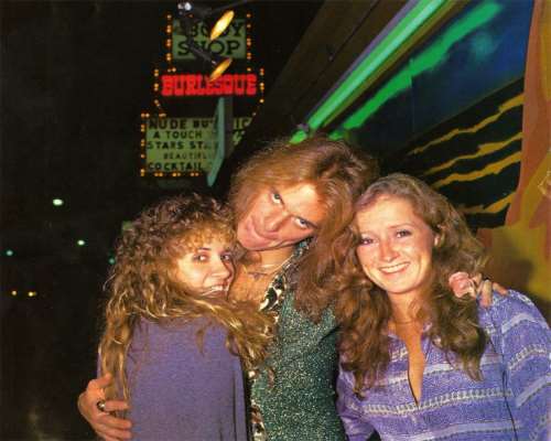 David Lee Roth Birthday, Real Name, Age, Weight, Height, Family, Facts ...