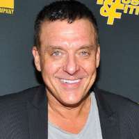 Elizabeth Hurley boyfriend Tom Sizemore