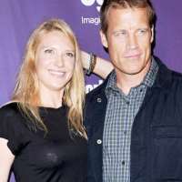 Anna Torv husband Mark Valley Anna Torv husband Mark Valley