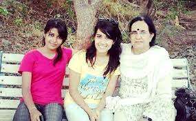 Prakriti Nautiyal Family