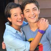 Peyton Elizabeth Lee boyfriend Asher Angel