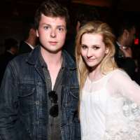 Spencer Breslin sister Abigail Breslin Spencer Breslin sister Abigail Breslin