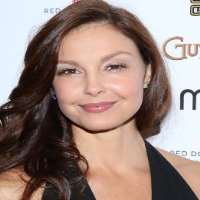 Wynonna Judd sister Ashley Judd