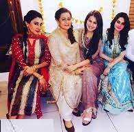 Nida Mumtaz Family