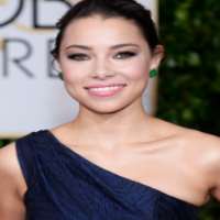Luke Arnold girlfriend Jessica Parker