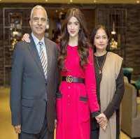 Urwa Hocane Father Mushtaq Hussain