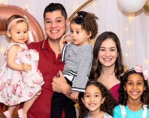 Joseph Oliveira Family