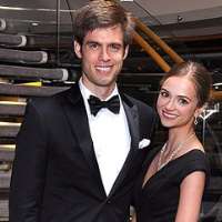 Sarah Ingle boyfriend Derek Van Schaik