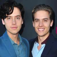 Dylan Sprouse brother Cole Sprouse Dylan Sprouse brother Cole Sprouse