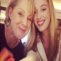 Phoebe Dynevor Mother Sally Dynevor